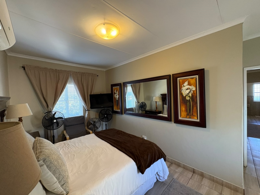 4 Bedroom Property for Sale in Waterval East North West